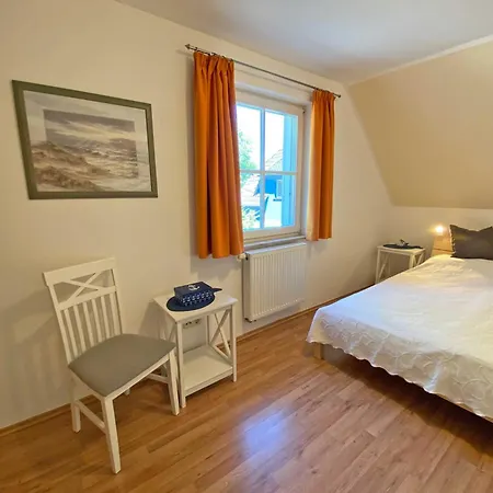 Seeschwälbchen - Ihr Am Ostseestrand Ferienhaus *